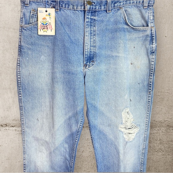 Vintage Distressed Jeans - Picture 2 of 5